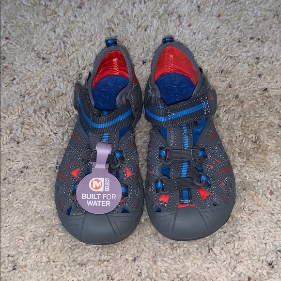 merrell water hiking shoes